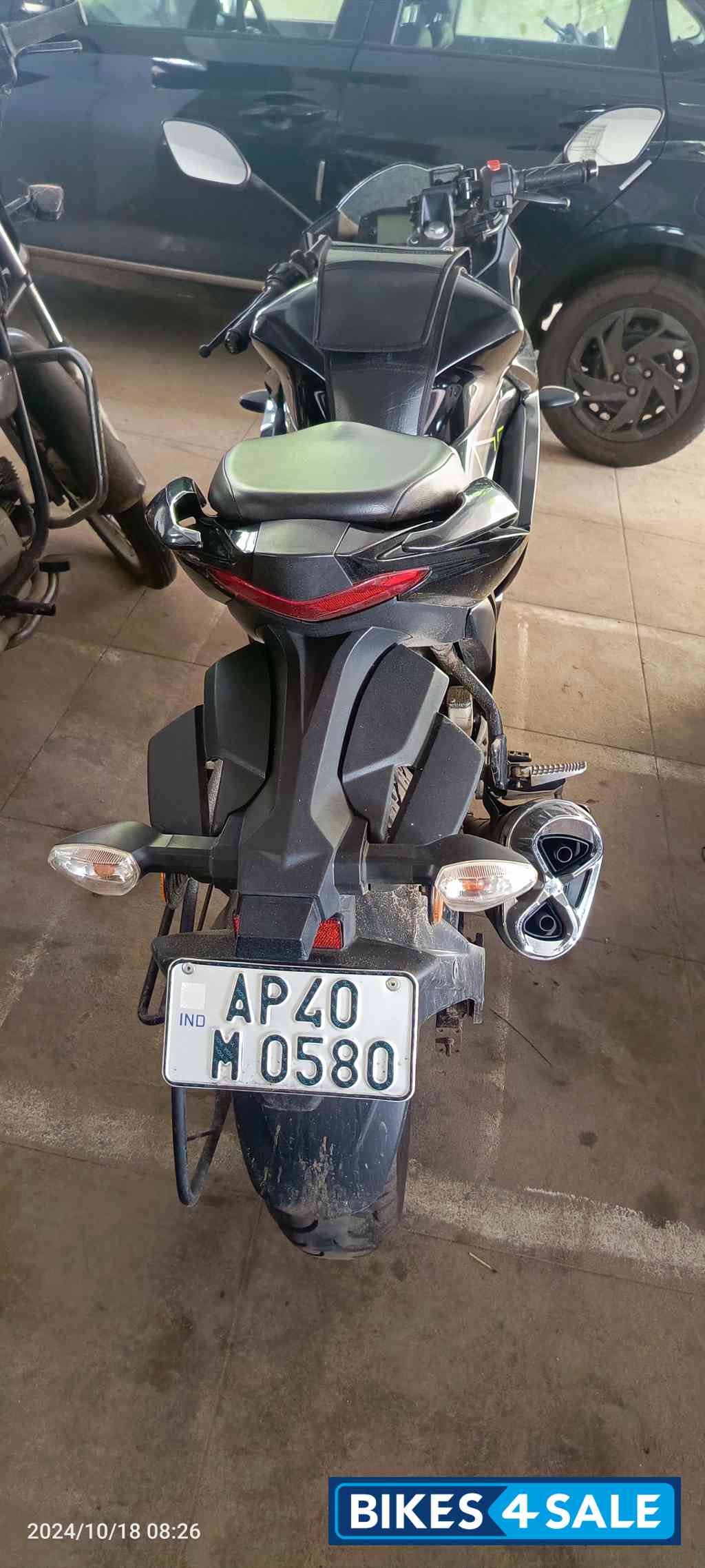 Black Suzuki Gixxer SF BS6