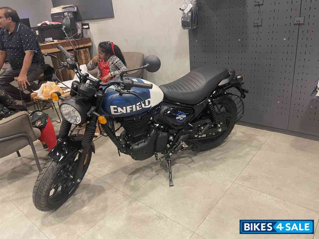 Royal Enfield Hunter 350 Metro