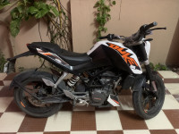 KTM Duke 200