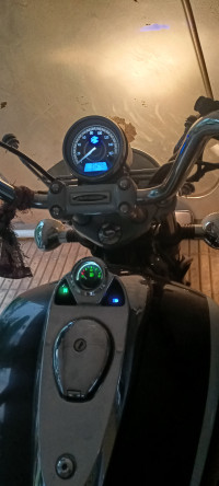 Bajaj Avenger Cruise 220