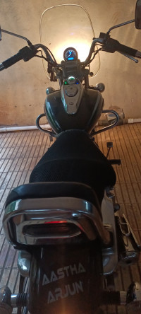 Bajaj Avenger Cruise 220