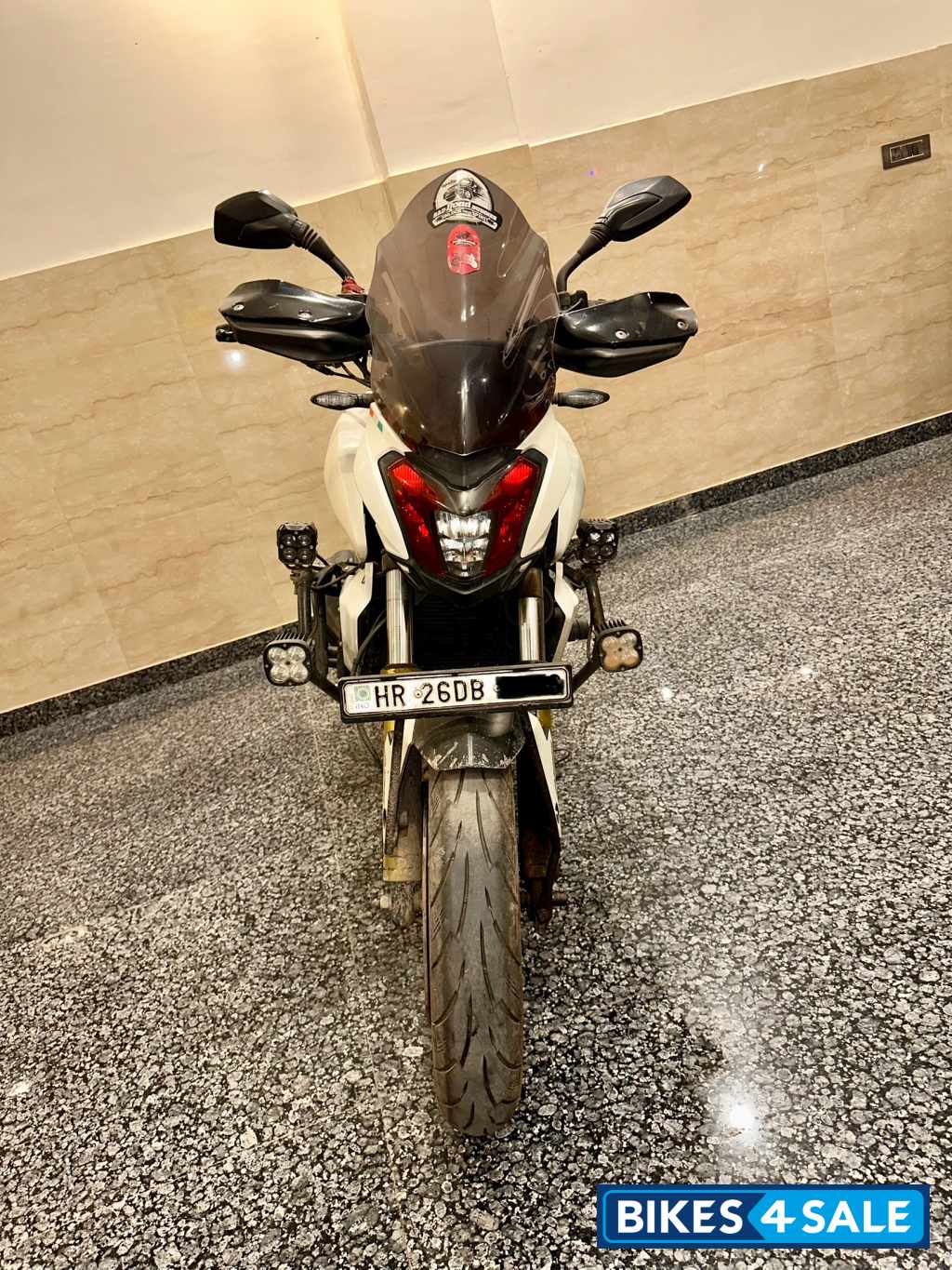 Bajaj Dominar 400