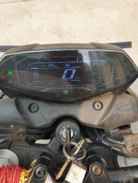 Black Bajaj Pulsar N250 2024