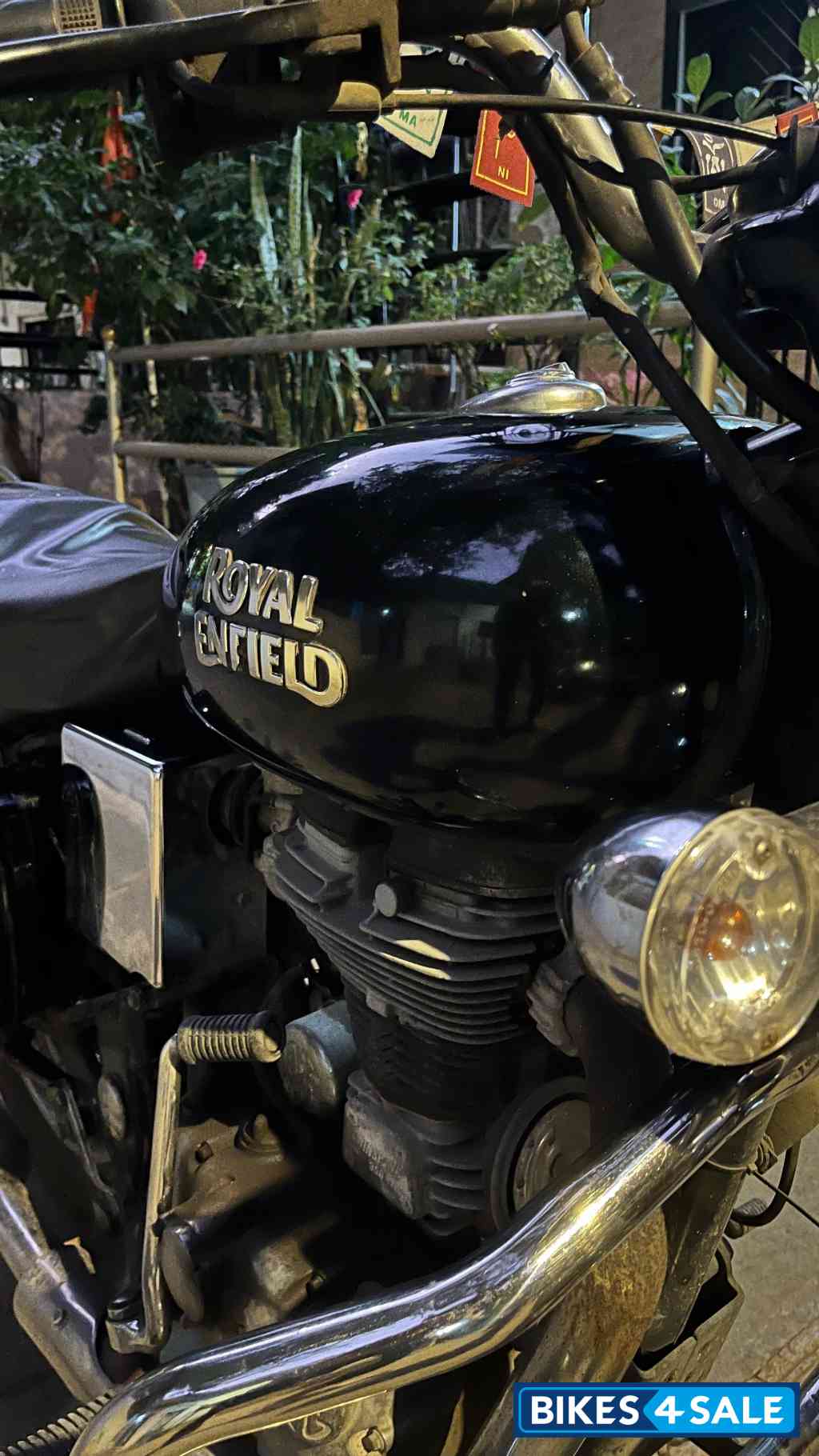 Black Royal Enfield Bullet Electra Twinspark