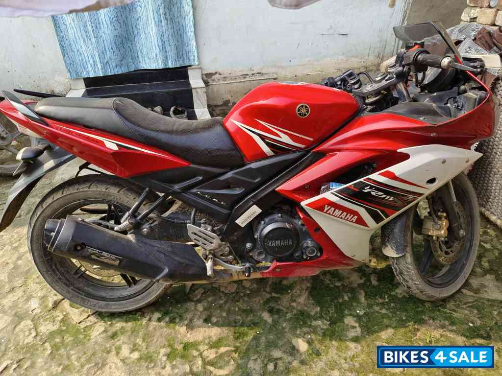 Yamaha YZF R15 S