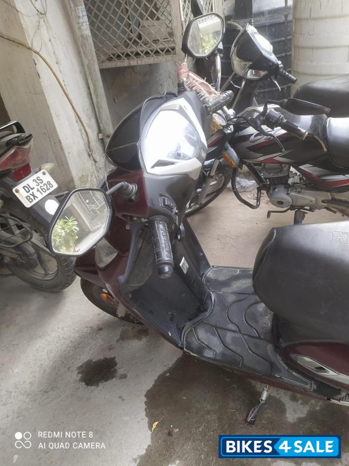 Rebel Red Metallic Honda Activa 125