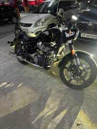 Royal Enfield Super Meteor 650