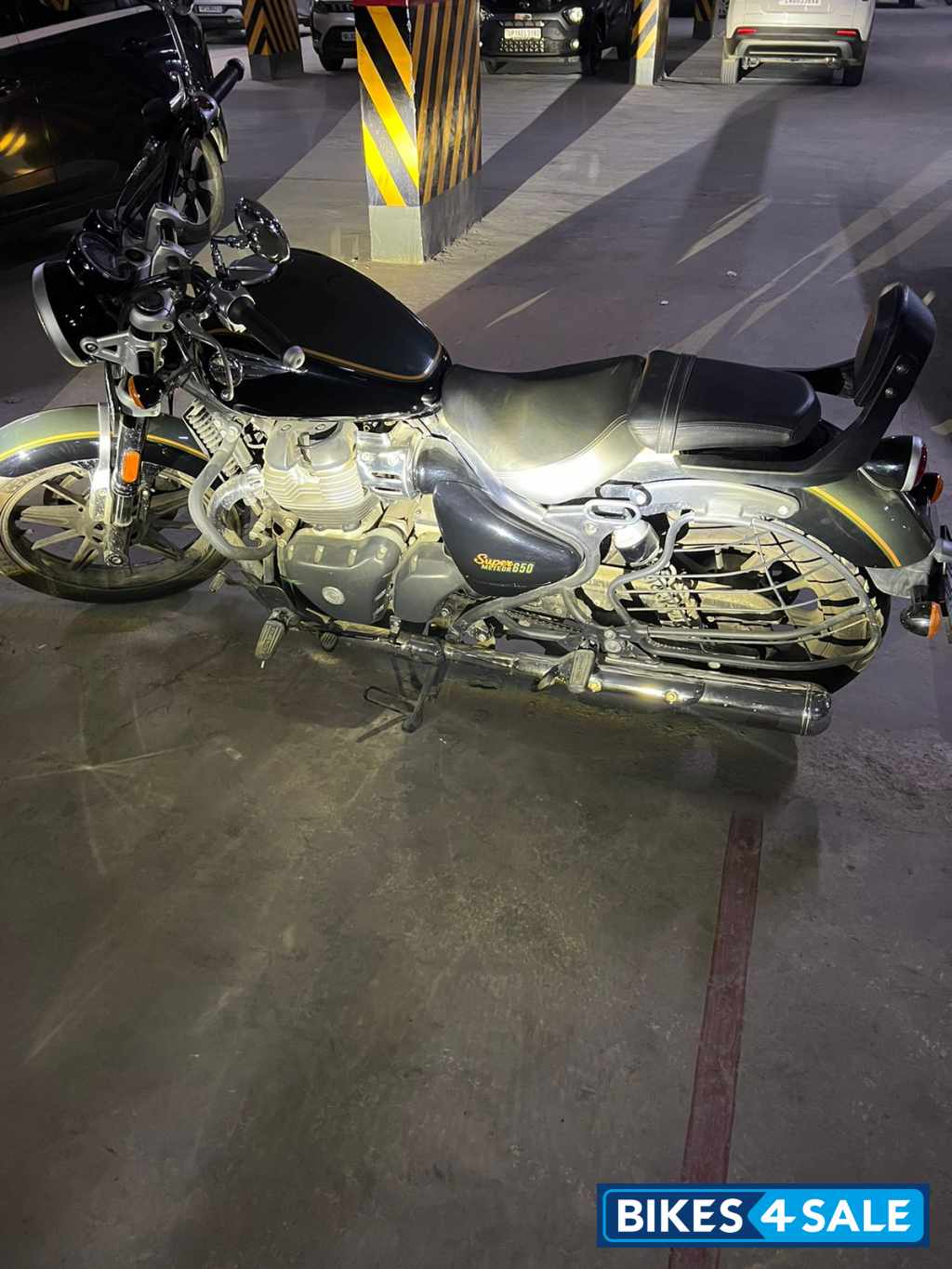 Royal Enfield Super Meteor 650