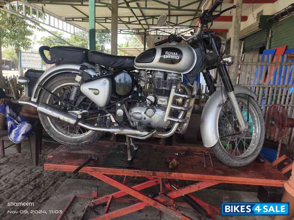 Royal Enfield Classic 350 Royal Enfield Classic 350