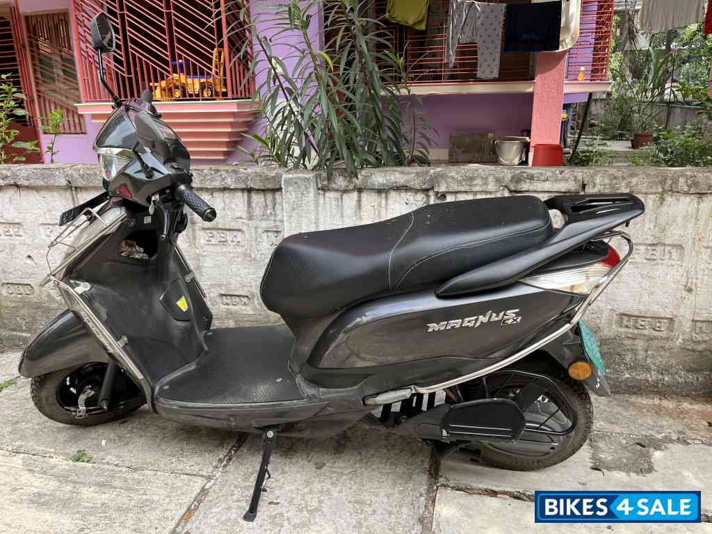 Granite Gray Ampere Magnus Ex