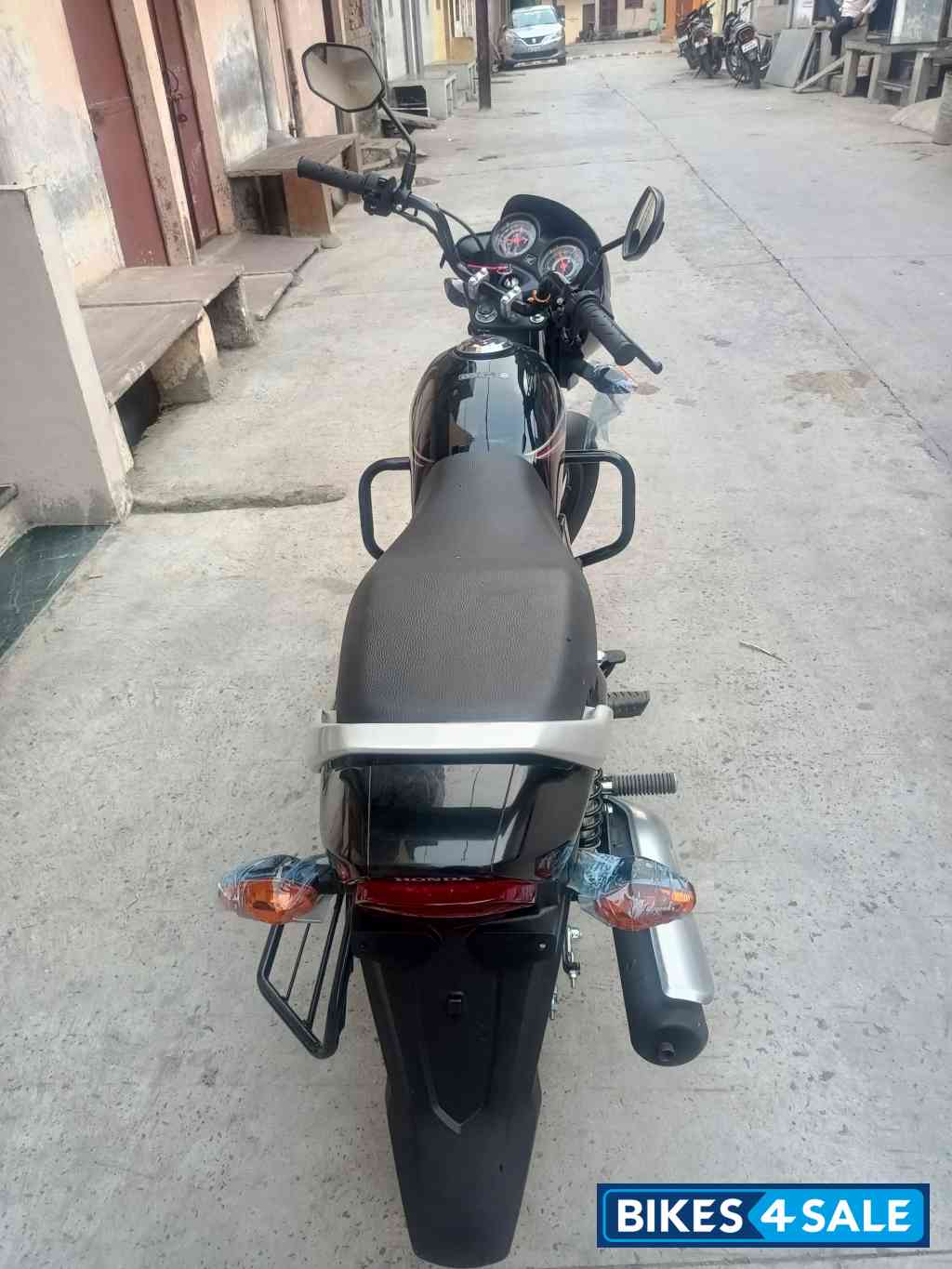 Rad Black Honda Shine 100