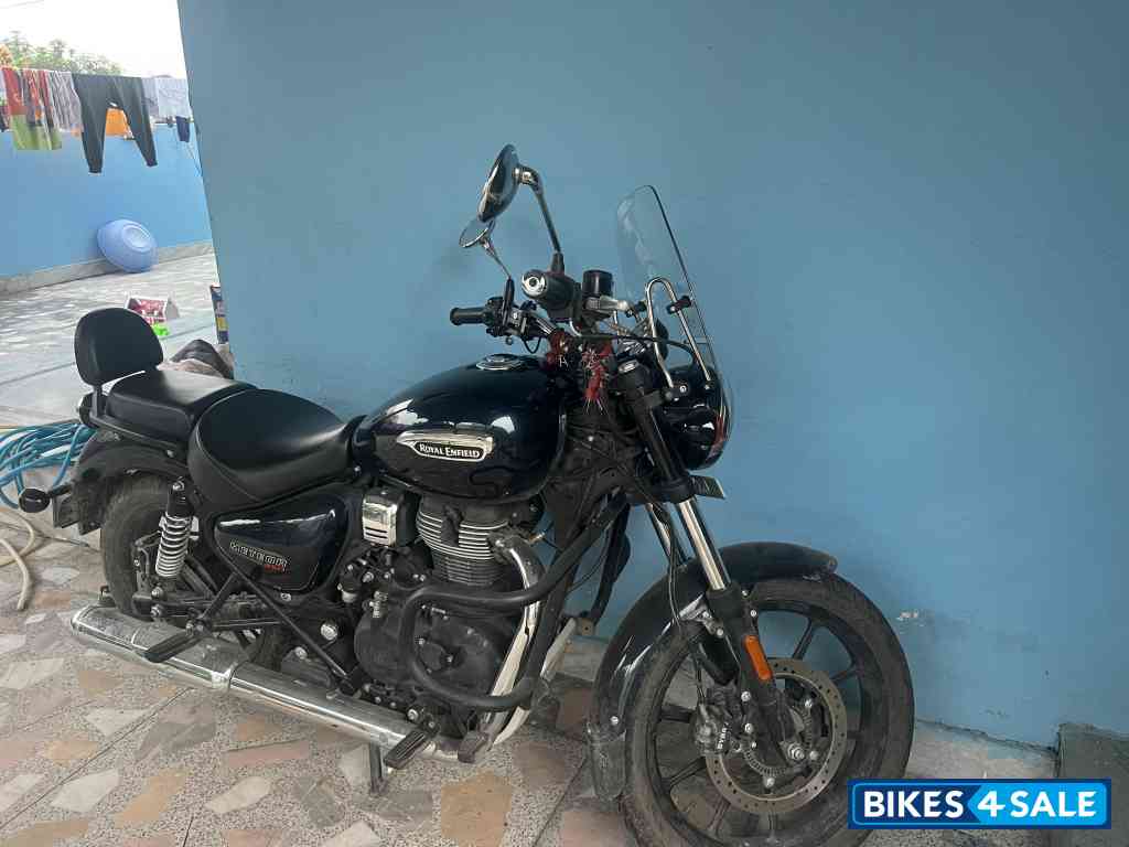 Royal Enfield Meteor 350 Stellar