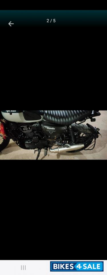 Mean Green Yezdi Scrambler Dual Tone