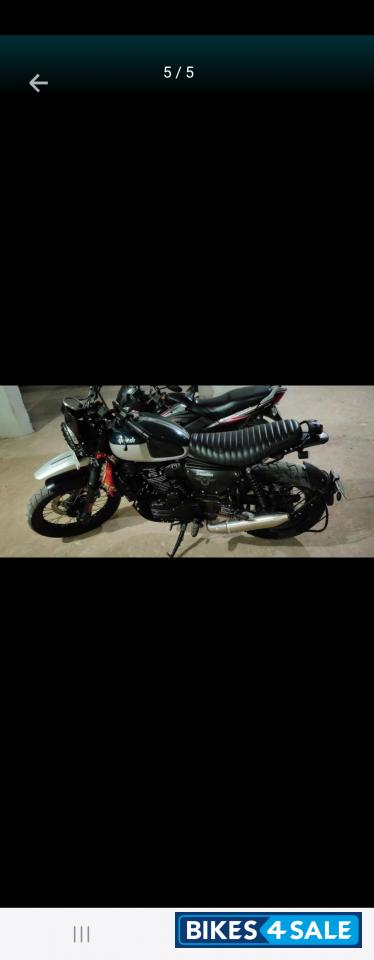 Mean Green Yezdi Scrambler Dual Tone