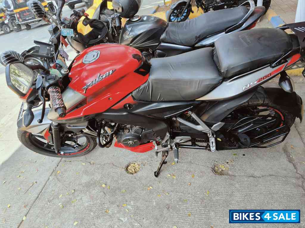 Bajaj Pulsar NS200 Bajaj Pulsar NS200