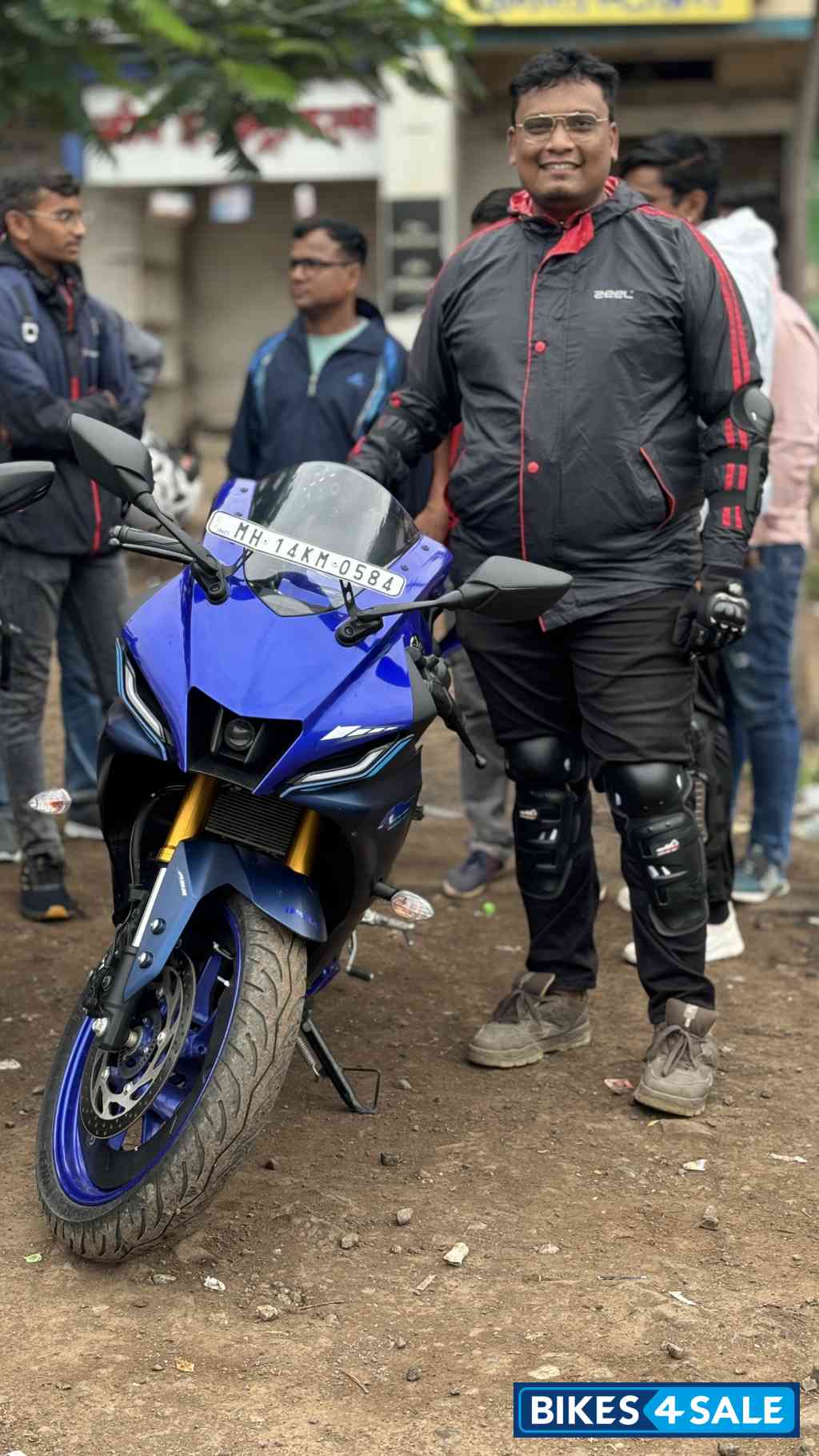 Racing Blue Yamaha R15 V4