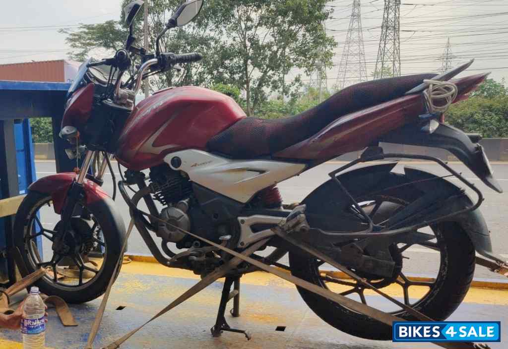 Bajaj Discover 125 ST