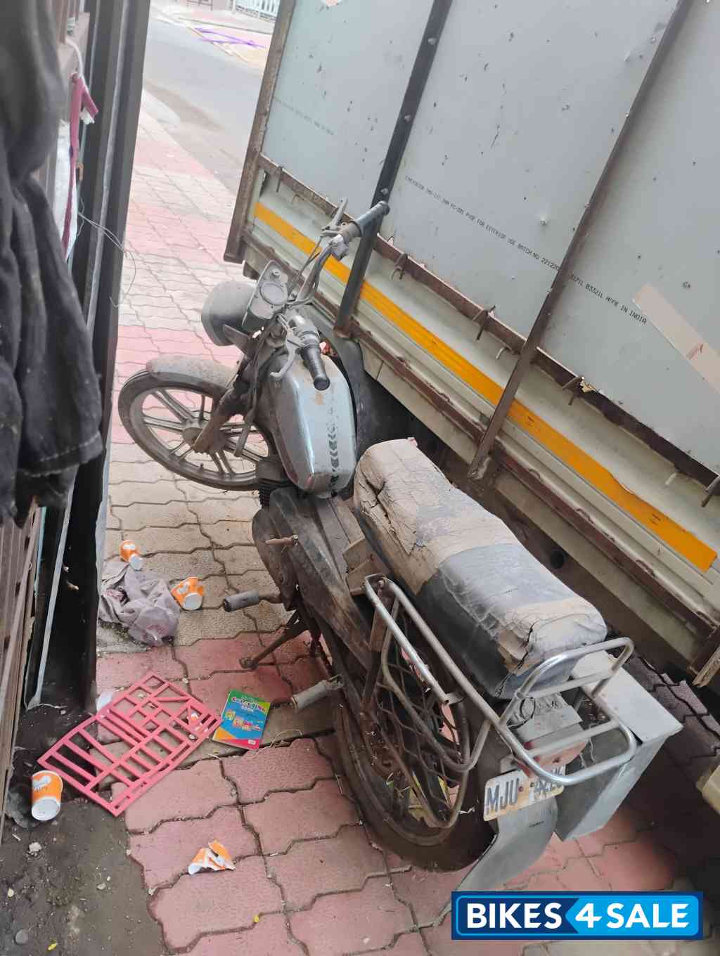 Royal Enfield Silver Plus