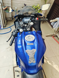 Yamaha R15 V4