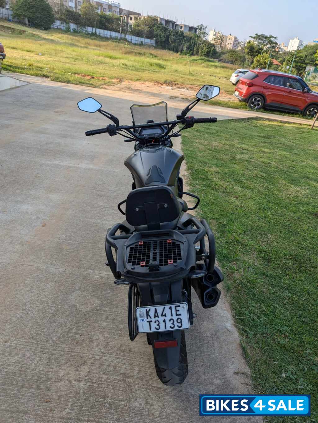 Grey Bajaj Dominar 400 ABS BS6
