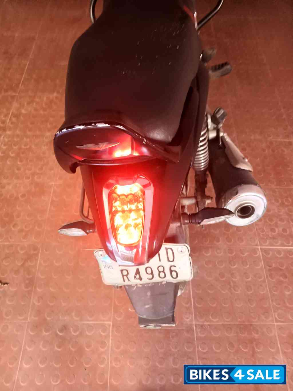 Ebony Black Bajaj V15