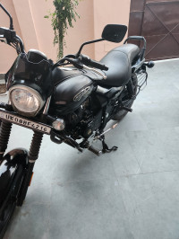 Bajaj Avenger Street 160