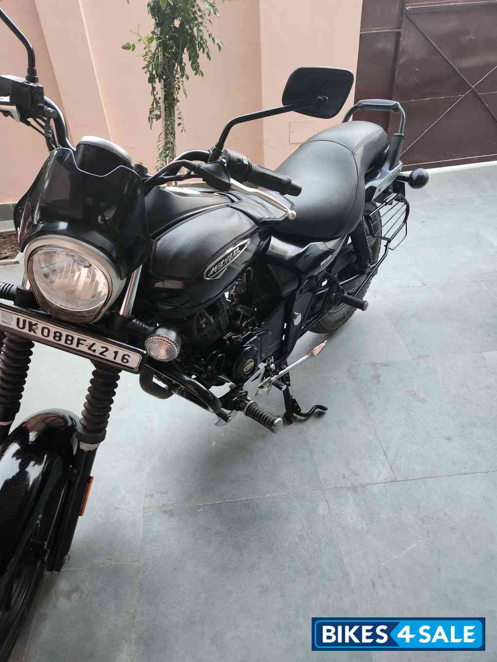 Bajaj Avenger Street 160