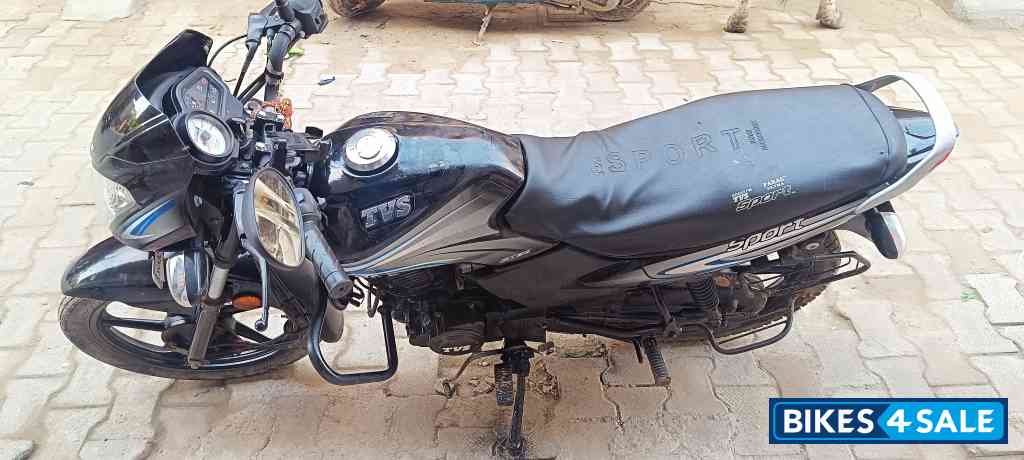 TVS Sport BS6