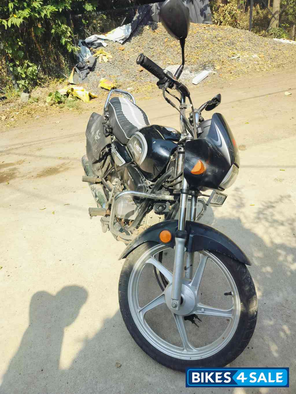 Silver Black Color Hero Splendor Plus BS6 Silver Black Color Hero Splendor Plus BS6