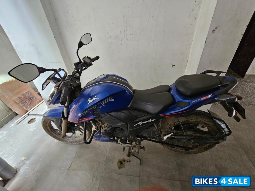 TVS Apache RTR 200 4V ABS