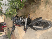 Royal Enfield Classic Stealth Black