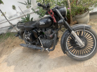 Royal Enfield Classic Stealth Black