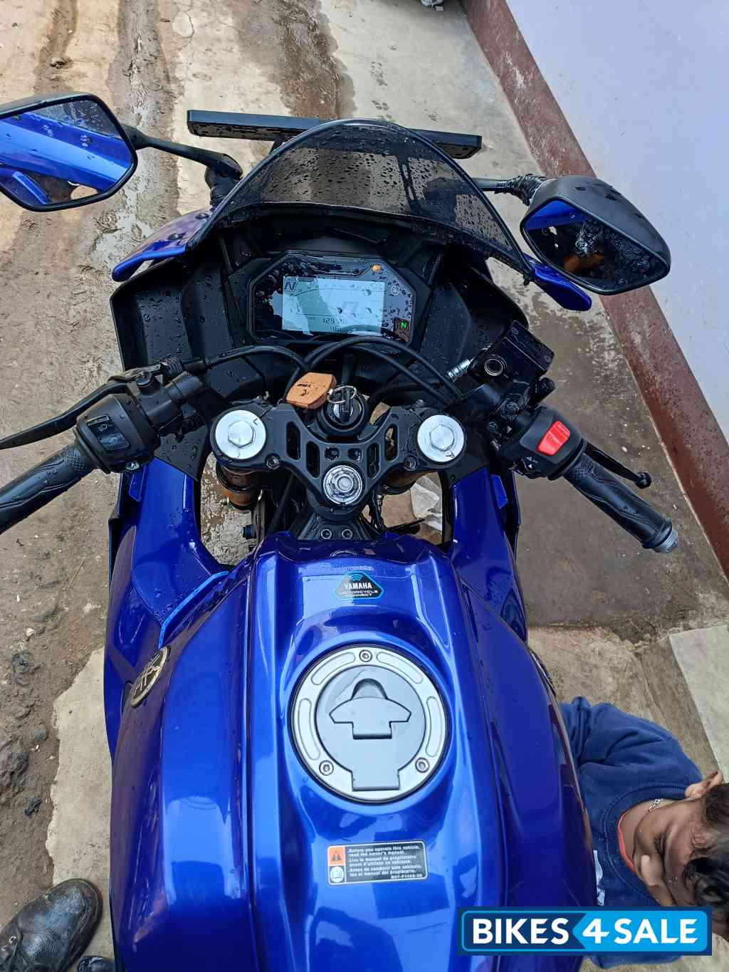 Blue Colour Yamaha R15 V4