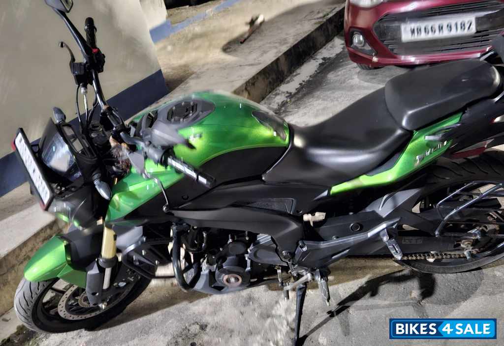 Bajaj Dominar 400 ABS BS6