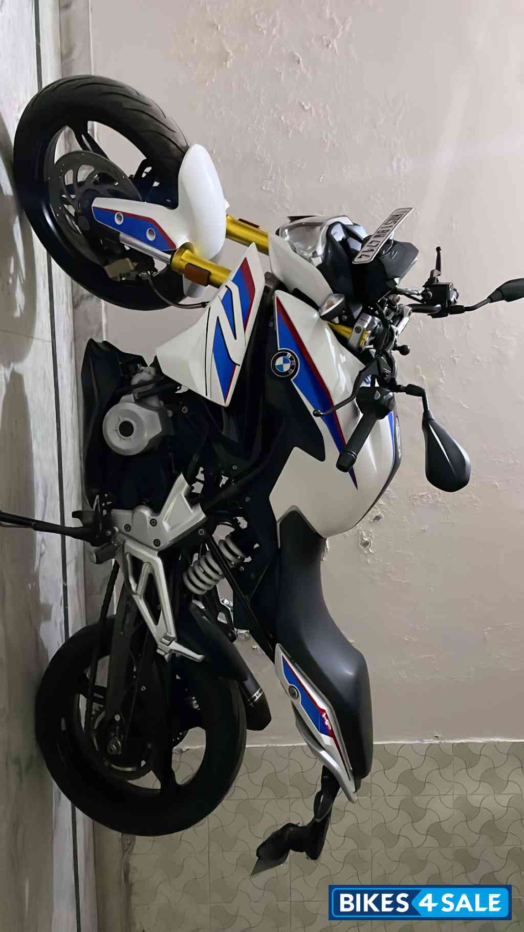 BMW G 310 R