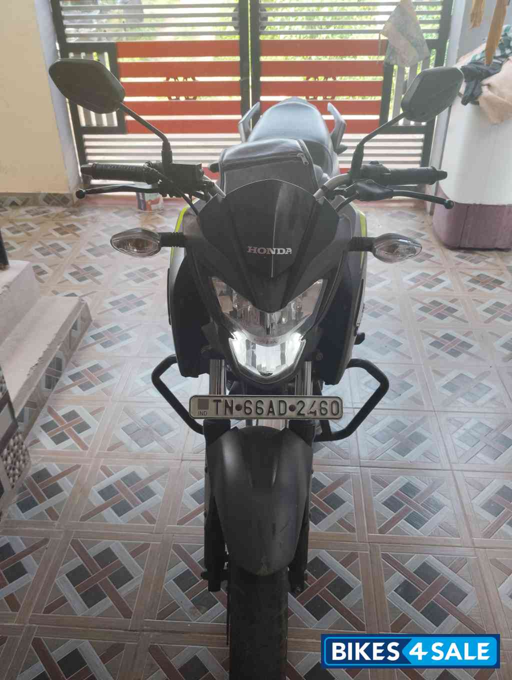 Honda CB Hornet 160R ABS