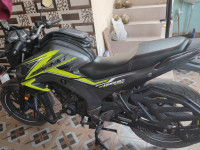 Honda CB Hornet 160R ABS