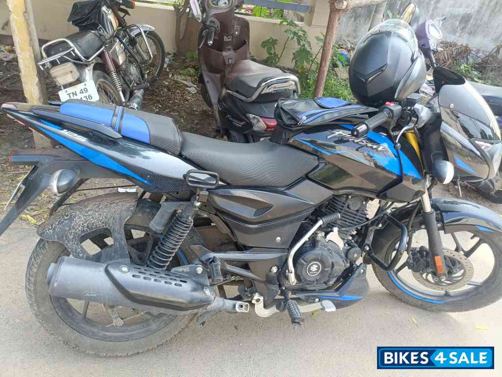 Bajaj Pulsar 125