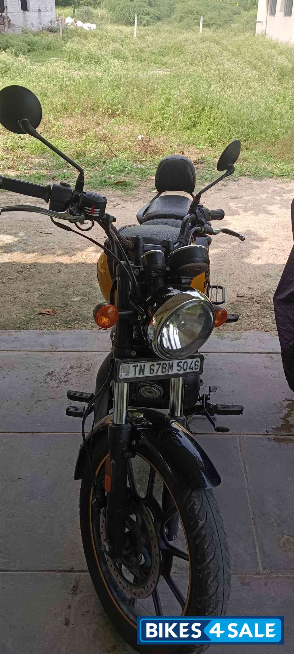 Yellow Royal Enfield Meteor 350 Fireball