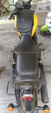 Yellow Royal Enfield Meteor 350 Fireball