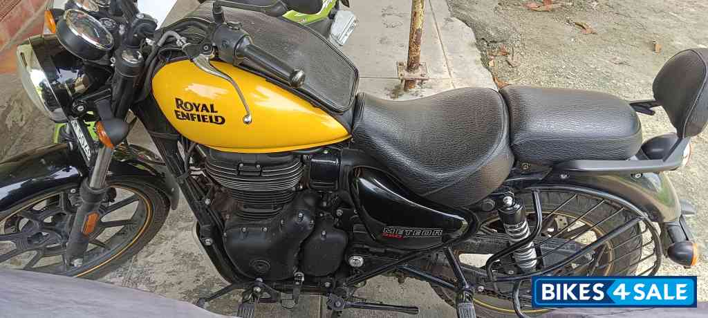 Yellow Royal Enfield Meteor 350 Fireball