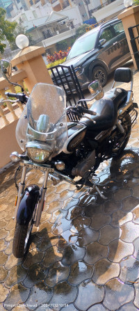 Bajaj Avenger Cruise 220 BS6