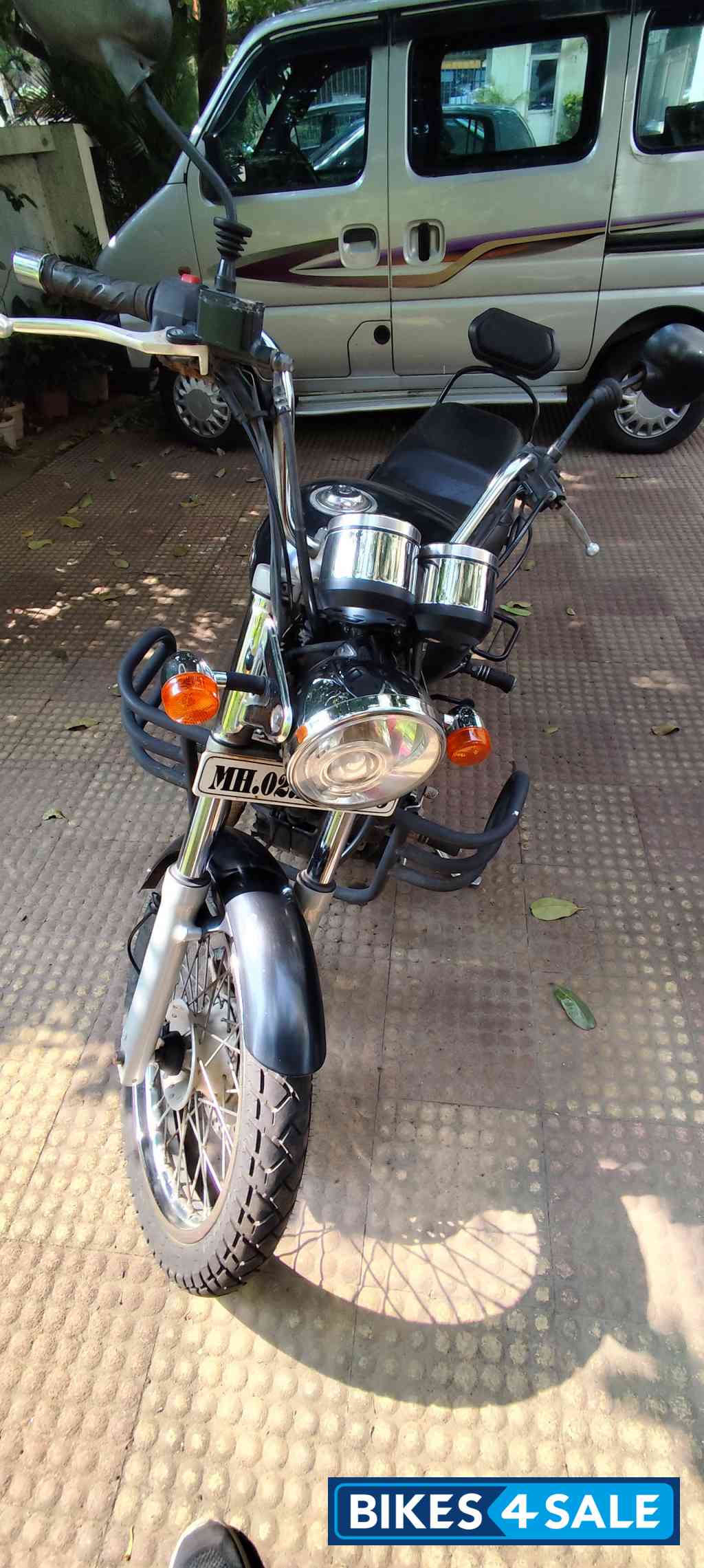 Royal Enfield Thunderbird 500