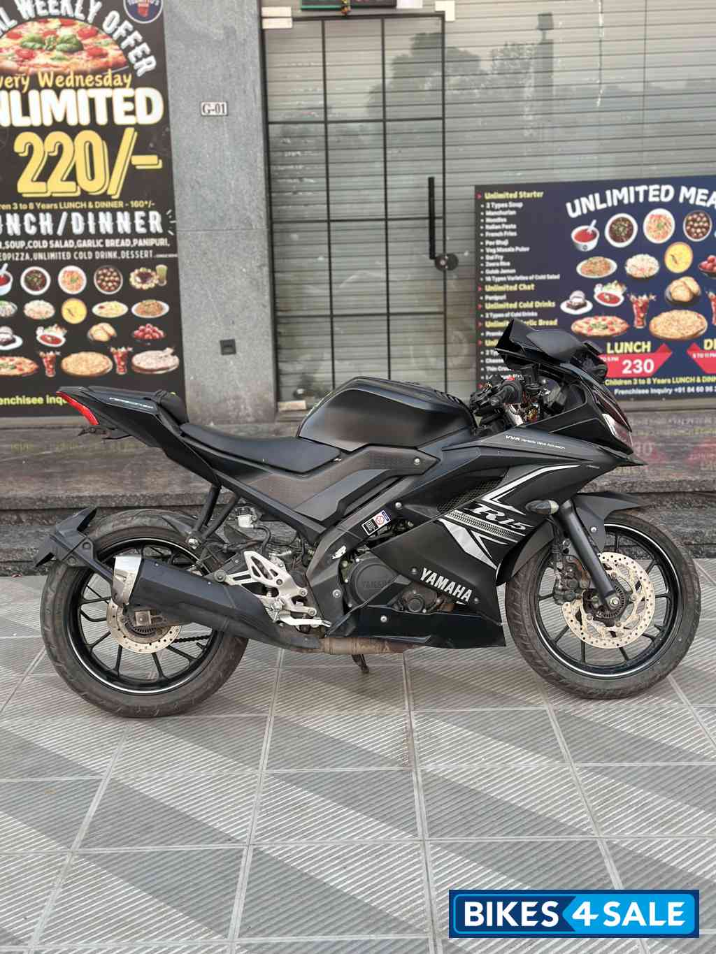 Dark Knight Yamaha YZF R15 V3 BS6