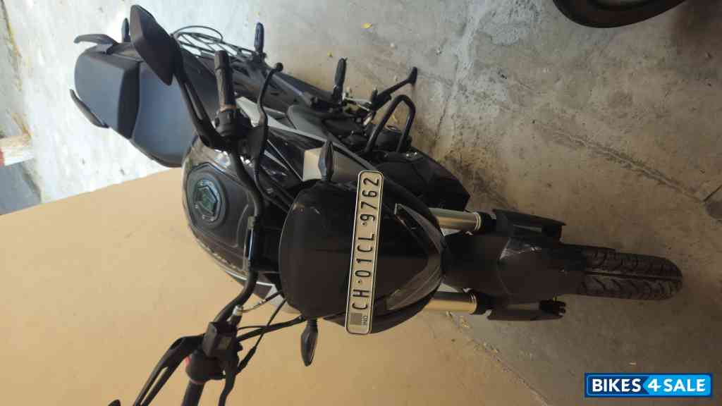 Bajaj Dominar 250 2022