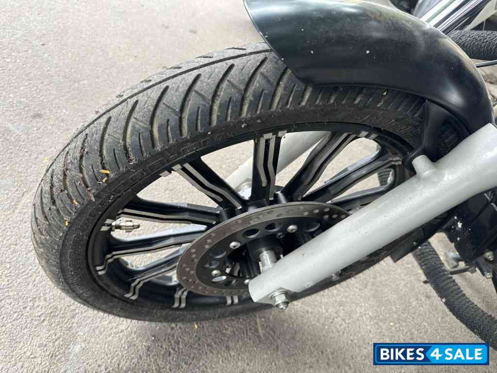 Royal Enfield Thunderbird 500