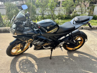 Yamaha YZF R15 V2