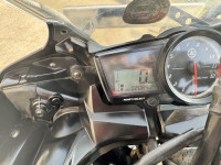 Yamaha YZF R15 V2