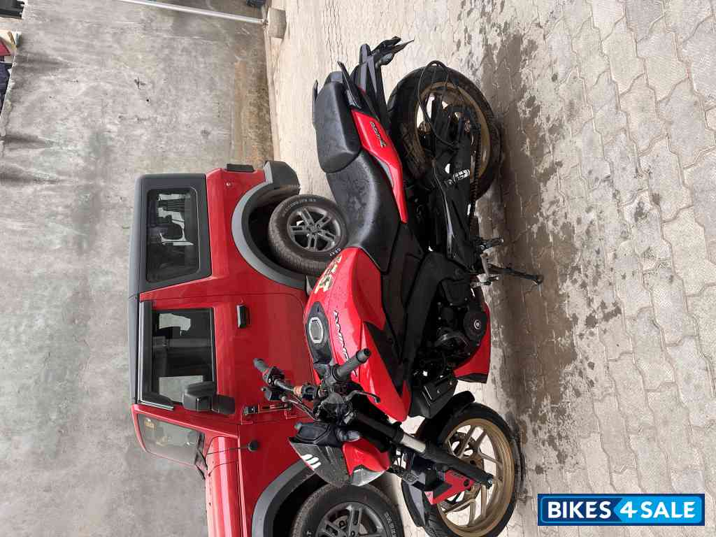 Bajaj Dominar 400 ABS BS6