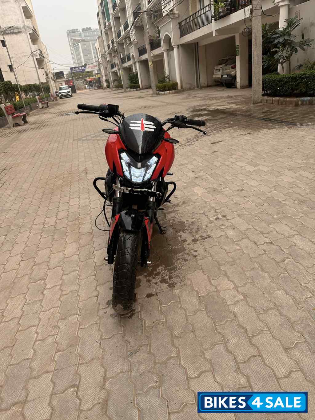Bajaj Dominar 400 ABS BS6
